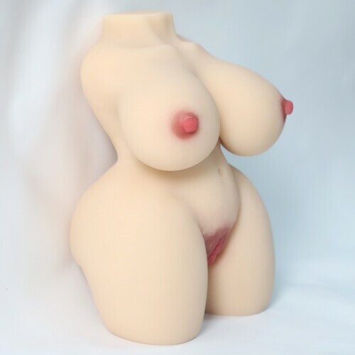 Le Festin de Betty Blossom · 3,1 kg de seins pleins – des femmes pleines, lascives, douces et rêveuses