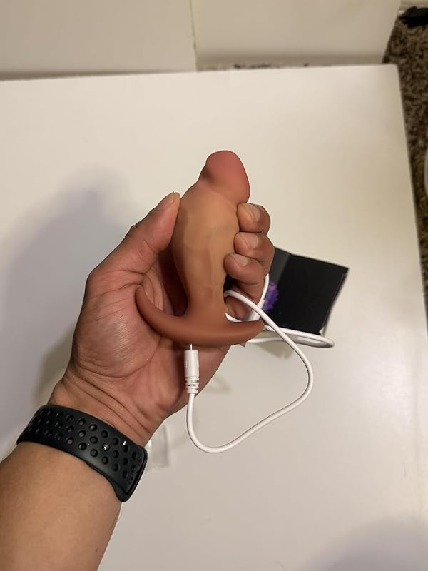 Levi – Anal Plug / Anal Dildo Vibrating and Rotating 360° with App & Remote Control for Men and Women — Stock Photo Reviews