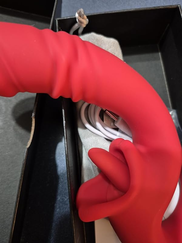 Posy – Enhanced 2.0 clitoral vibrator with G-spot licking and stimulating function — Stock Photo Reviews Customer 2
