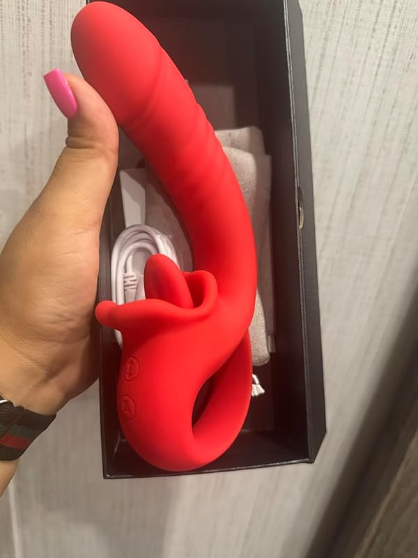 Posy – Enhanced 2.0 clitoral vibrator with G-spot licking and stimulating function — Stock Photo Reviews Customer 1