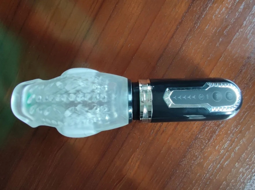 amber - 7 Vibrating 5 Rotating Thrusting Blowjob Masturbator — Photo Reviews Customer 1