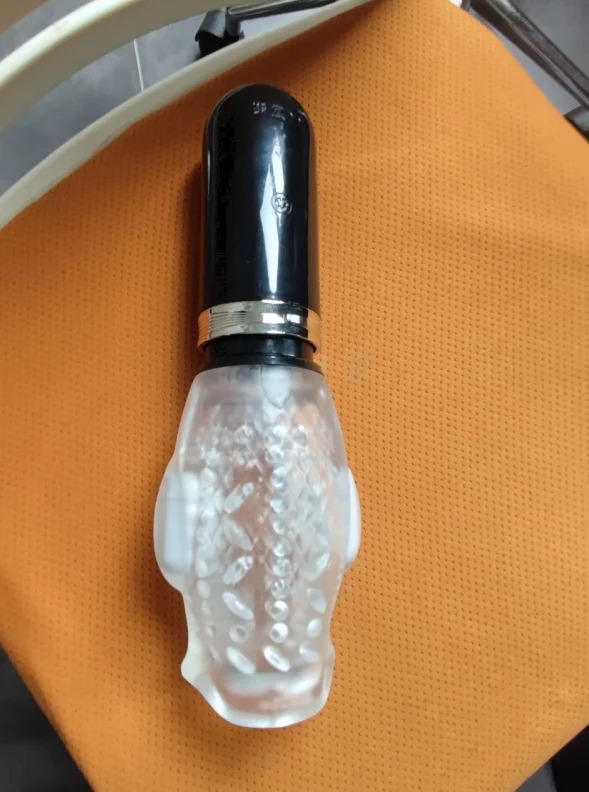 amber - 7 Vibrating 5 Rotating Thrusting Blowjob Masturbator — Photo Reviews Customer 1