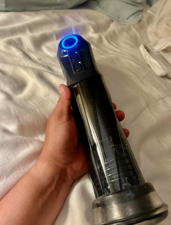 Device for enlarging the penis with glans stimulation 3 suction levels and 7 mod — Photo Reviews Customer 1