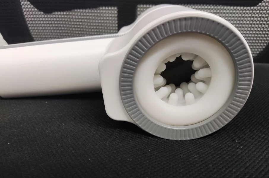 raven - Double opening 7 vibrations 5 rotations and back and forth oral sex portable masturbator — Photo Customer review 1