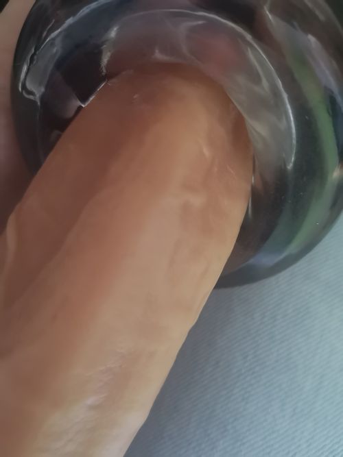 Galaxy Automatic Cup Masturbator with 7 Rotations and 7 Suction — Stock Photo Reviews Customer 1