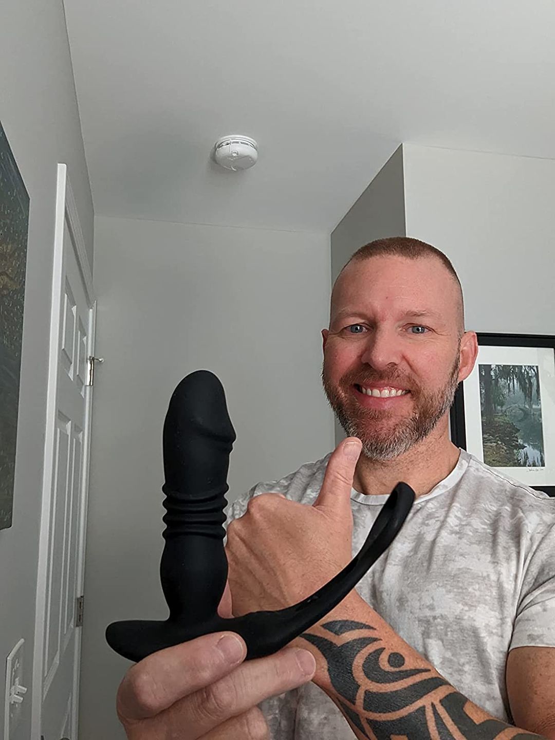 Saul prostate vibrator with 3 movements back and forth and 12 vibrations — Photo Customer review 1
