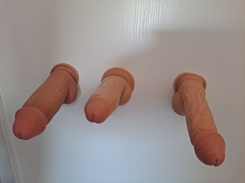 22 cm realistic anal dildo with suction cup — Stock Photo Reviews customer 2