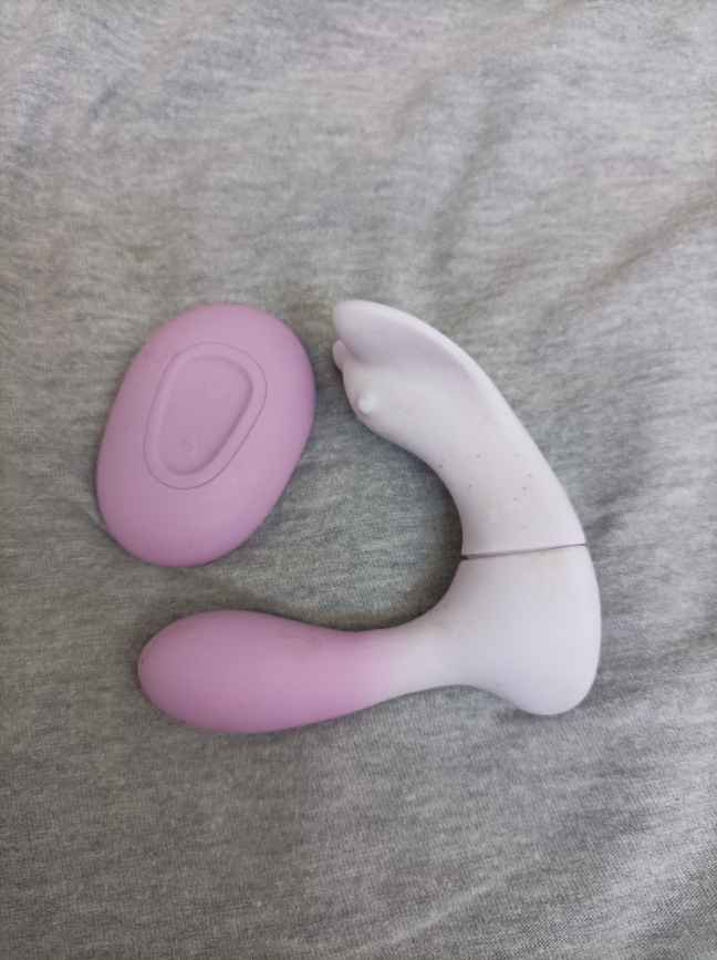 Vibrator 7 Vibrationen für den G-Punkt des tragbaren Panty — Stockfoto Kundenbewertung 1