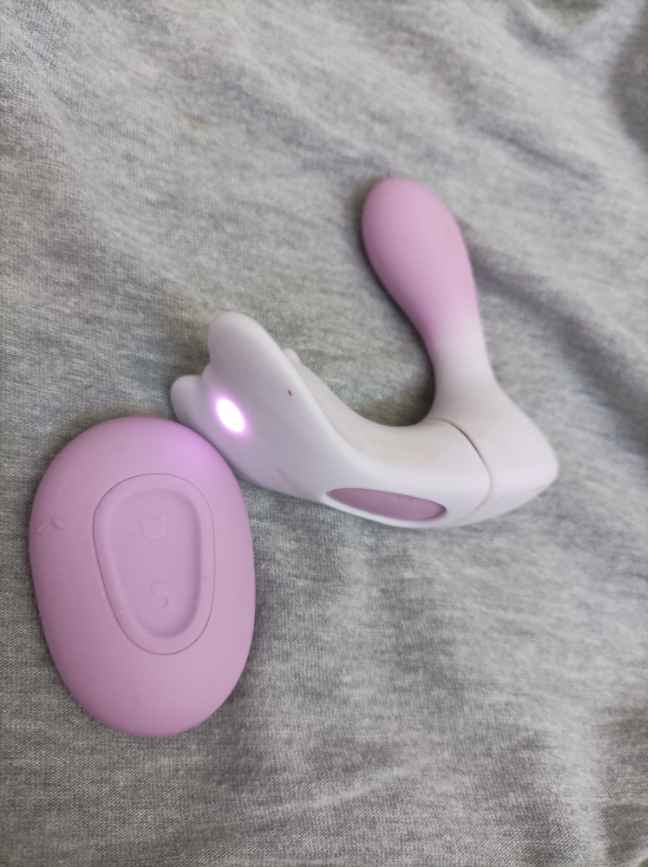 Vibrator 7 Vibrationen für den G-Punkt des tragbaren Panty — Stockfoto Kundenbewertung 2
