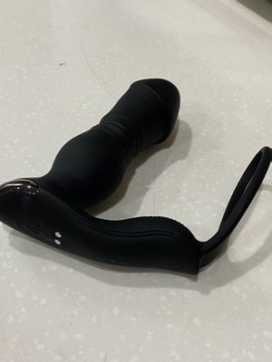 Anal- und Perinealstimulation mit 8 Bewegungen hin und her, 8 Vibrationsmodi und 3 Motoren — Foto Bewertungen Kunde 2