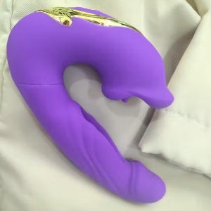 Isolde – Improved vibrator with mouth, tongue licking clitoris and beats on the G-spot — Stock Photo Review customer 1